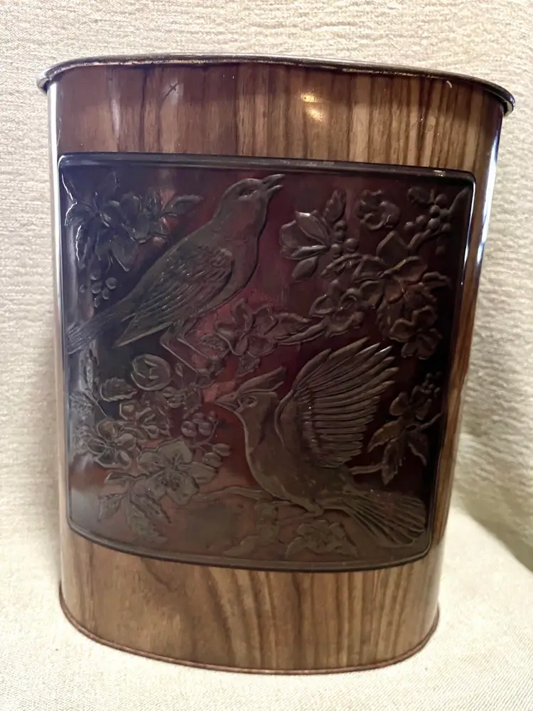 Metal Oval Trash Can Blue Jay Bird Copper Relief Faux Wood Rolled Top Weibro Vtg