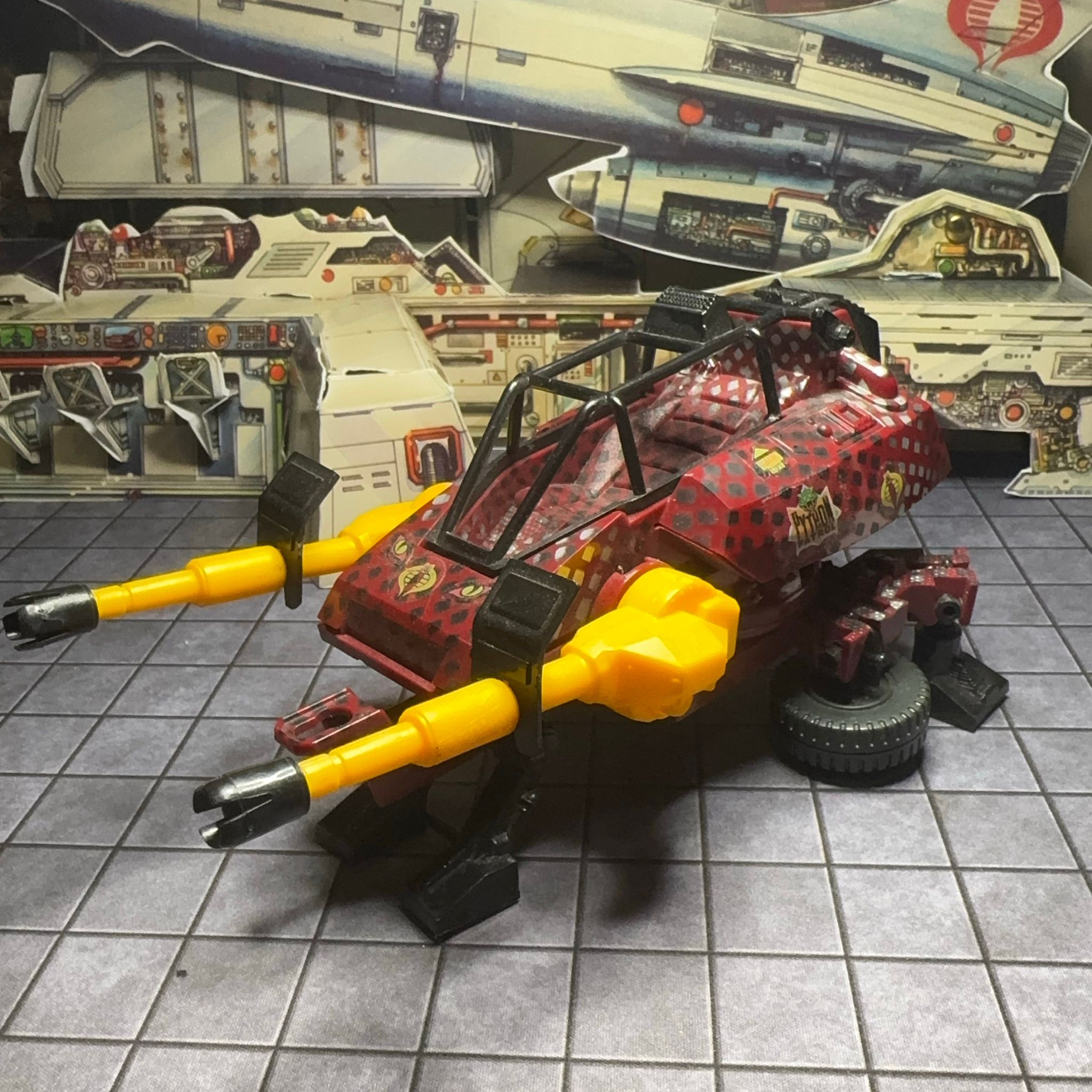 TOMAHAWK TOYS