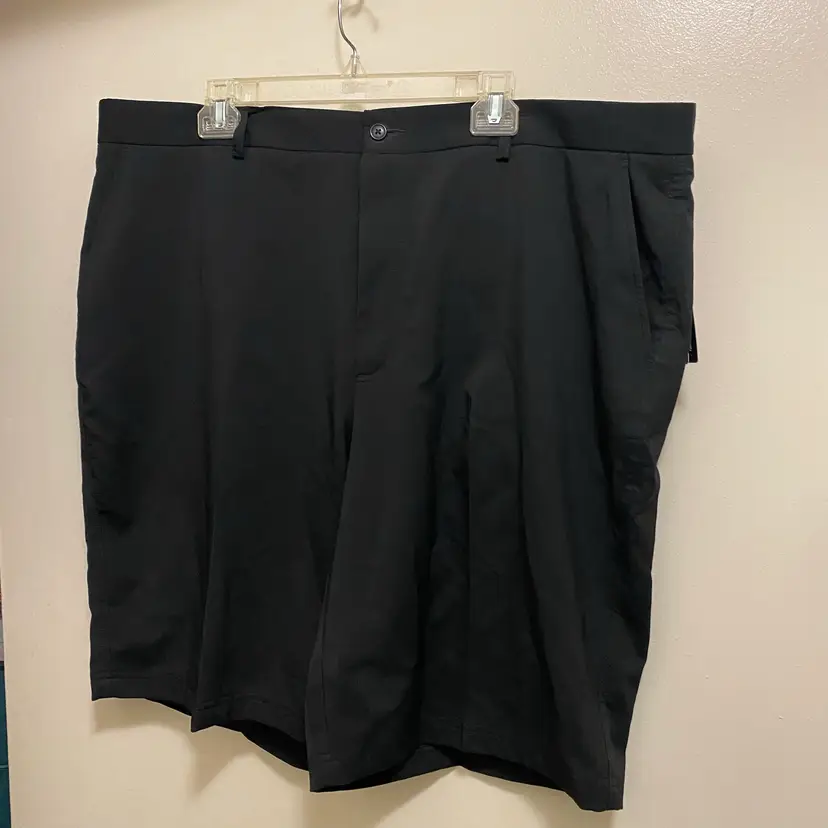 Kirkland Signature Mens Black Chino Shorts Size 44 Waist 44” Golf Bermuda NWT