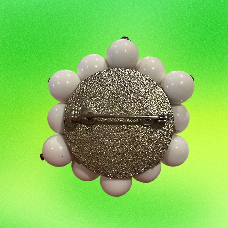 26. Unique Vintage White Plastic Bead Cluster Circle Brooch / Pin 2"