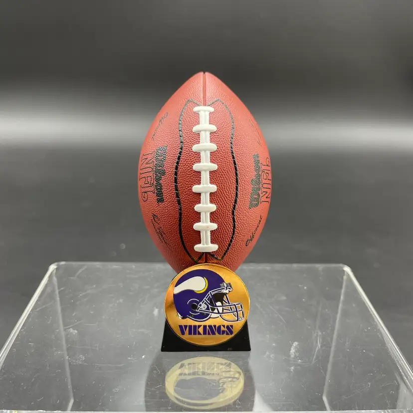 Hallmark Minnesota Vikings Football Hanging Christmas Ornament VTG NFL
