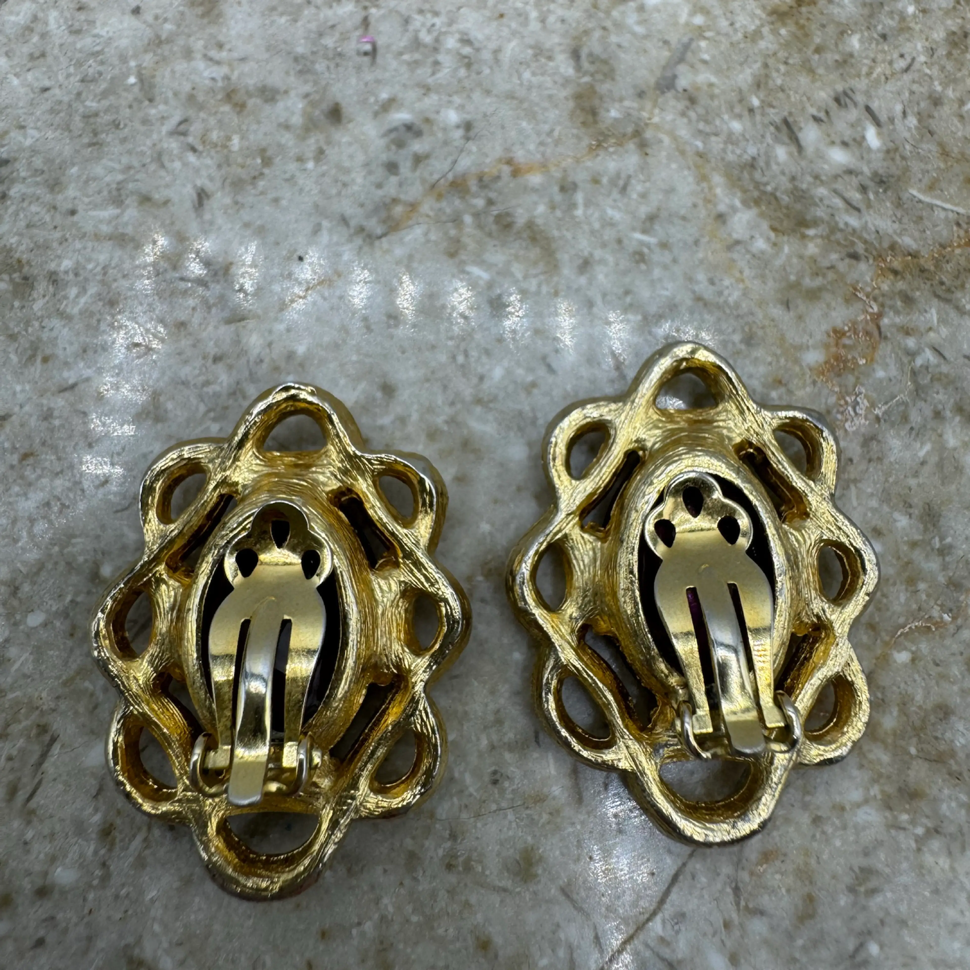 Image 4 of 4