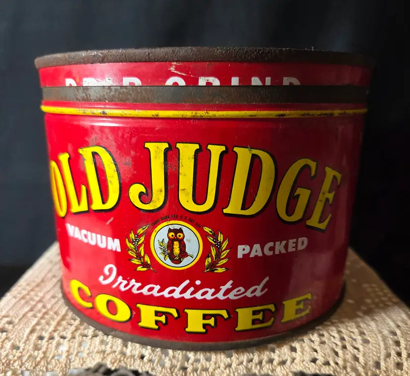 Old Judge Keywind Coffee Tin