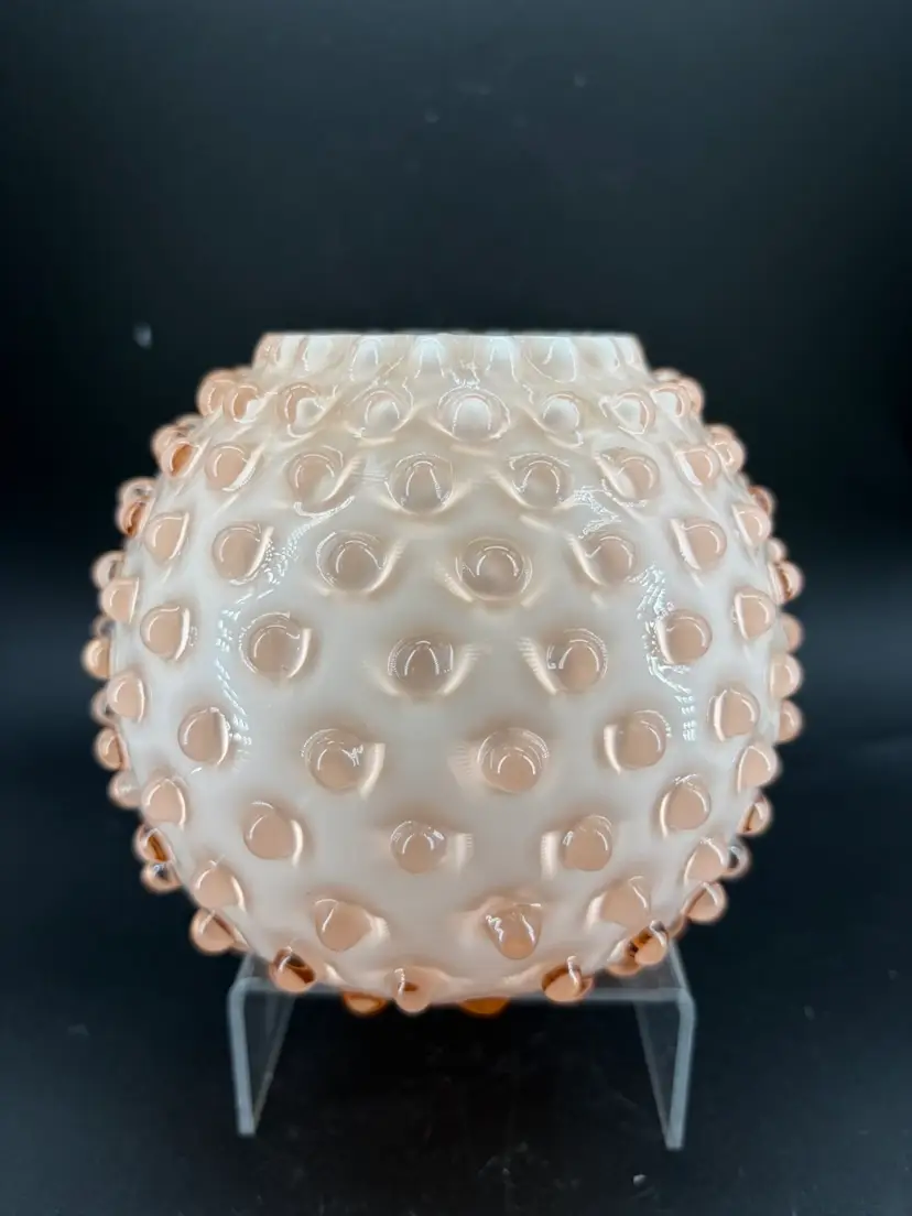 VINTAGE FENTON PEACH OPALESCENT HOBNAIL GLASS VASE