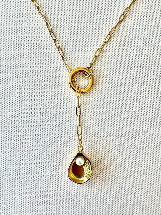Shell Charm With Pearl On Gold Paperclip Lariat Necklace #163