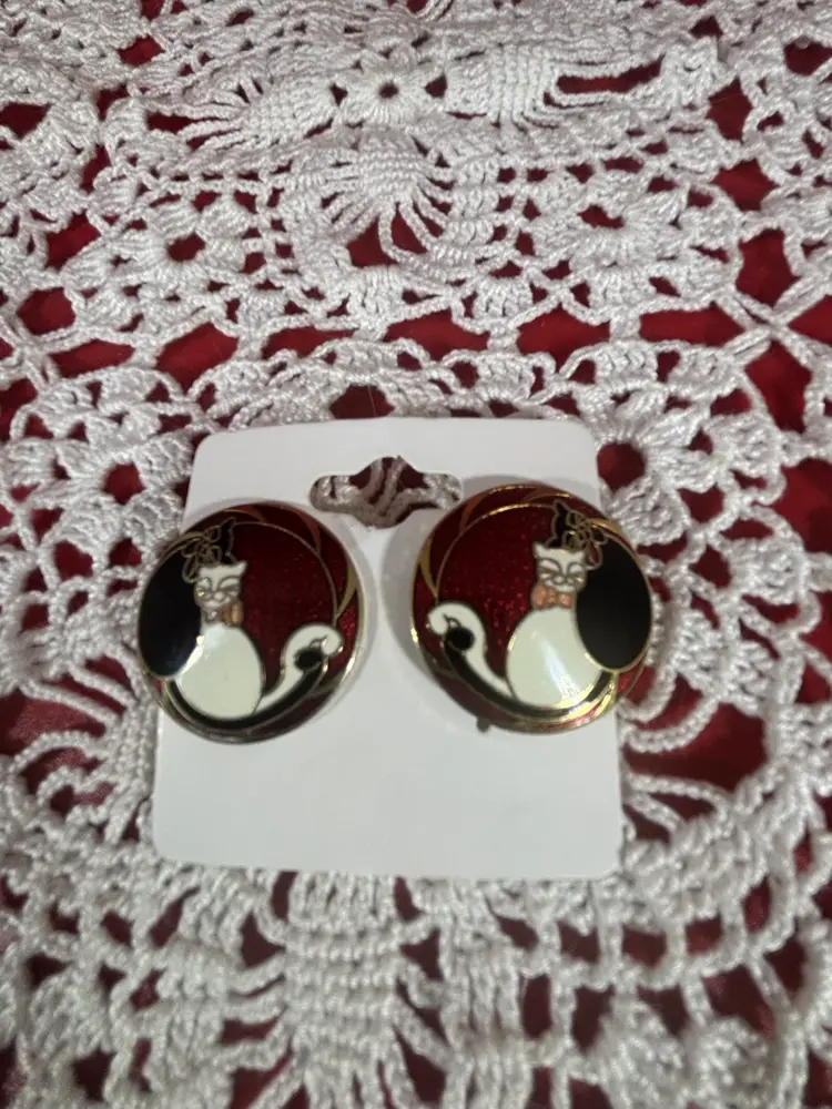 Vintage Cloisonné Cat Earrings