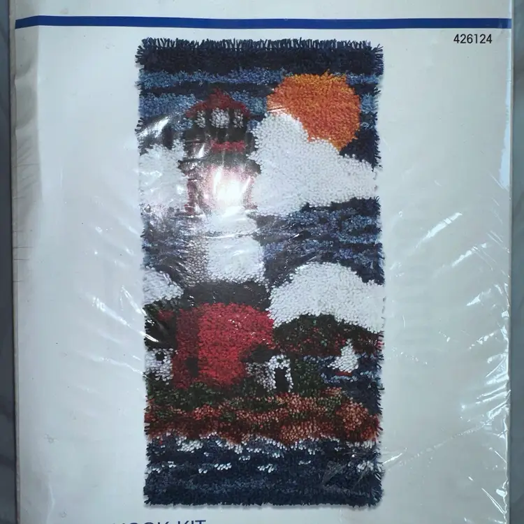 NOS Sealed 2013 Caron Wonderart Latch Hook Kit Lighthouse Scene 16x32 #42614