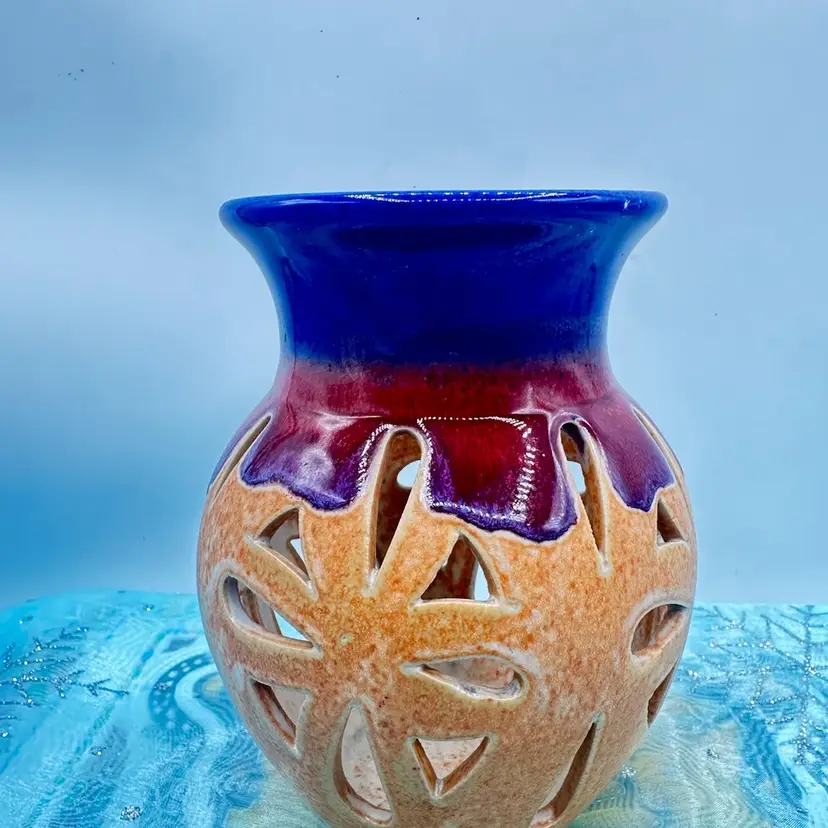 Walt Glass Art Pottery  6” Signed Vintage Drip Glaze