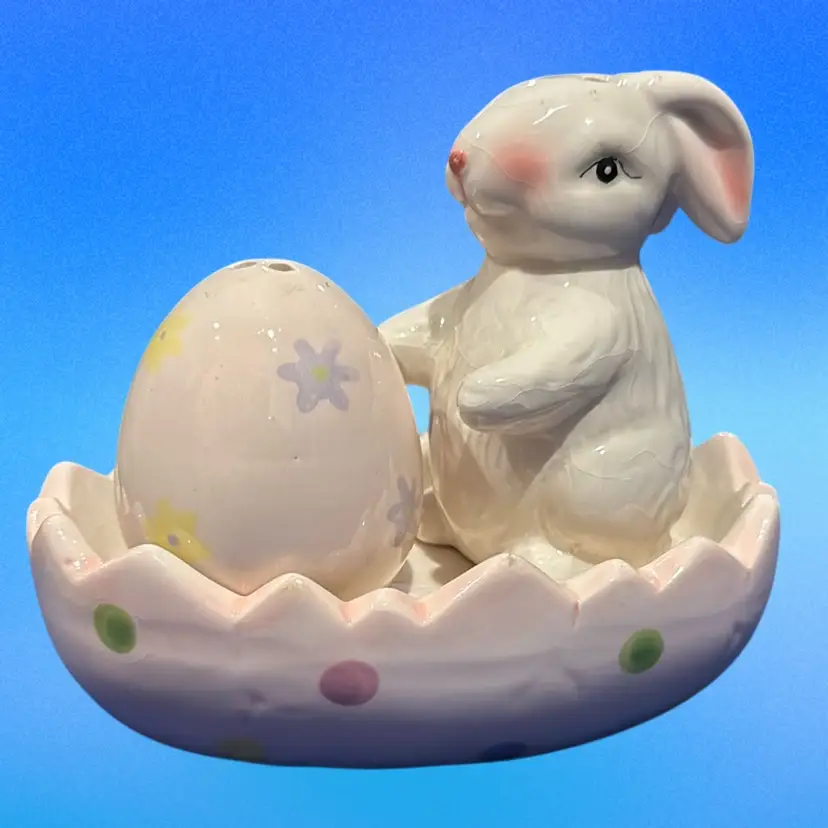 3 Piece Bunny & Egg Salt & Pepper Shaker Set