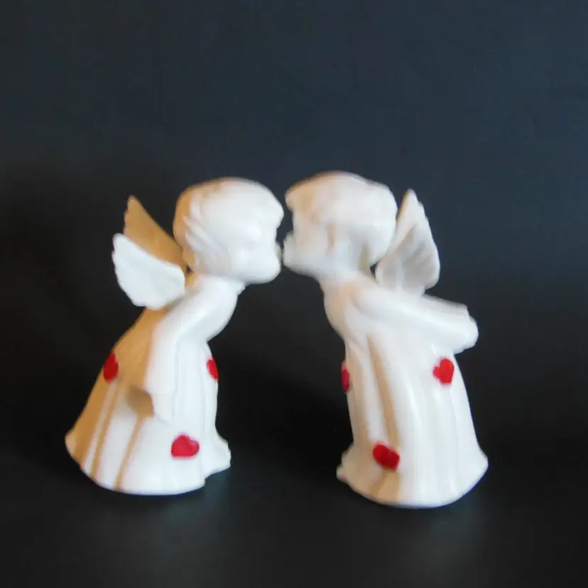 Lefton Kissing Angels with Red Hearts Made in Japan Vintage Angel Figurines Valentine's Day