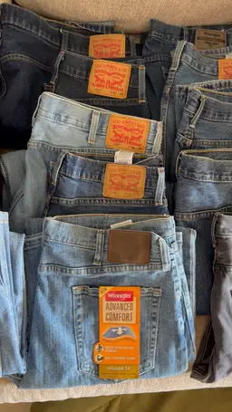 Men’s Jeans Lot - 22 Pairs - Levi’s & Wrangler