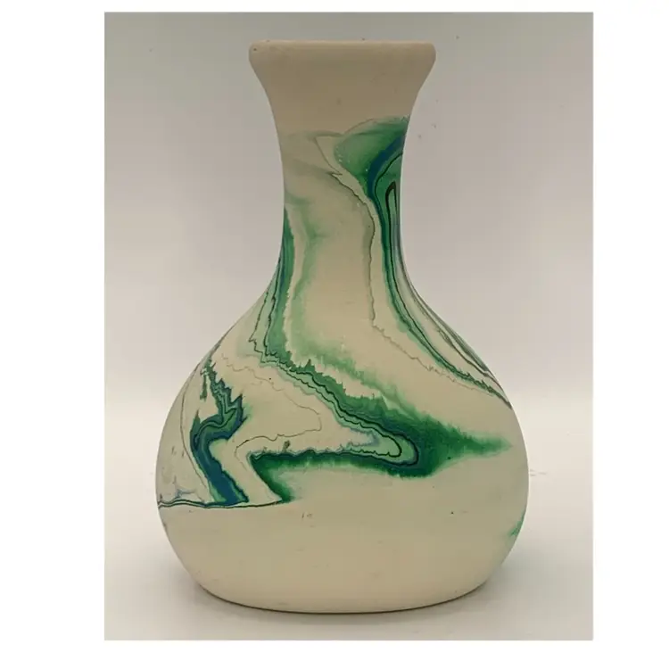 Nemadji USA Pottery Vase Green Swirl. 6.25”. Minnesota