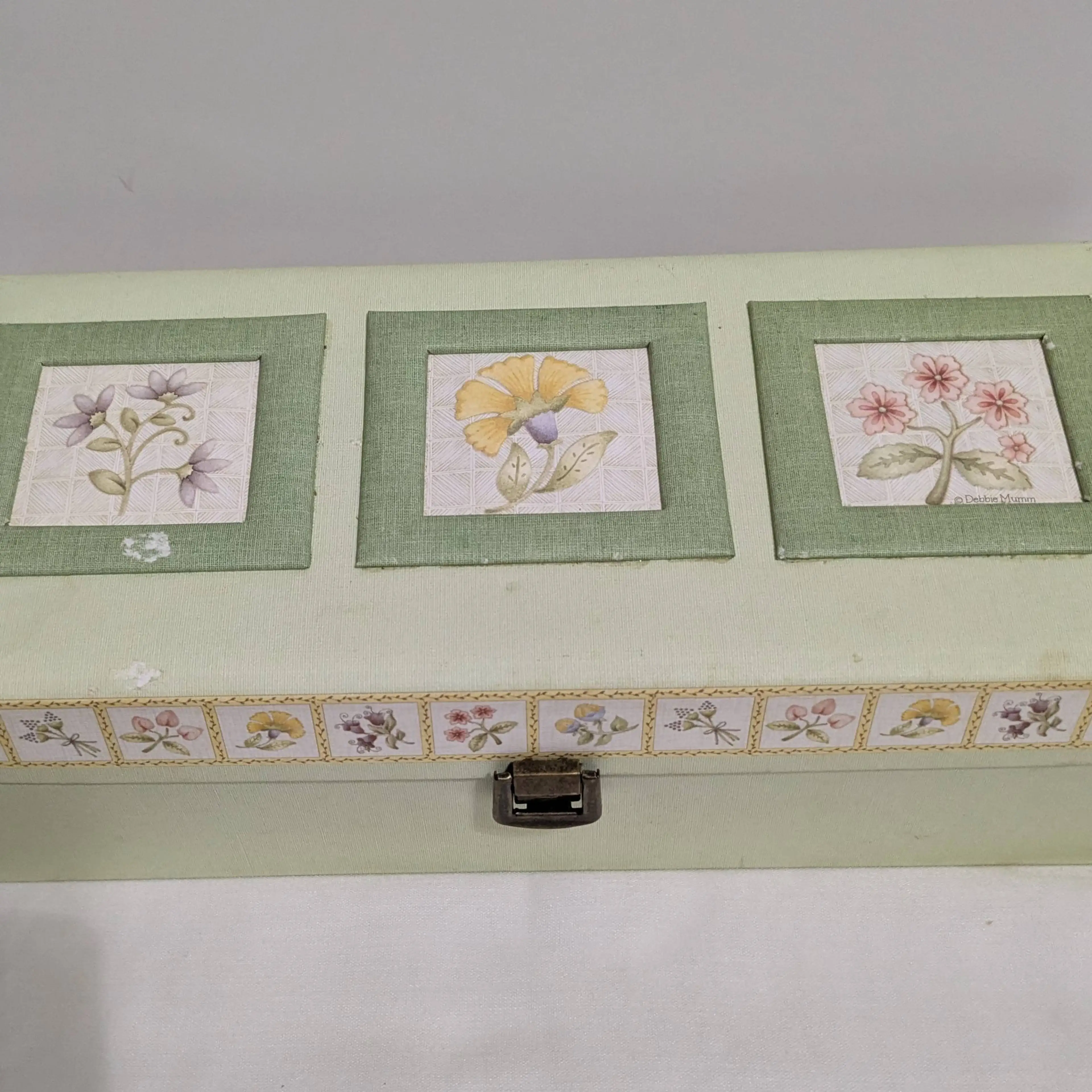 Image 1 of 6
