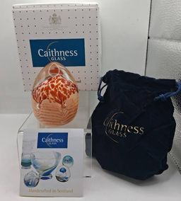 Caithness, Scotland NEW IN BOX, QUATRO-PEACH, EGG Paperweight
