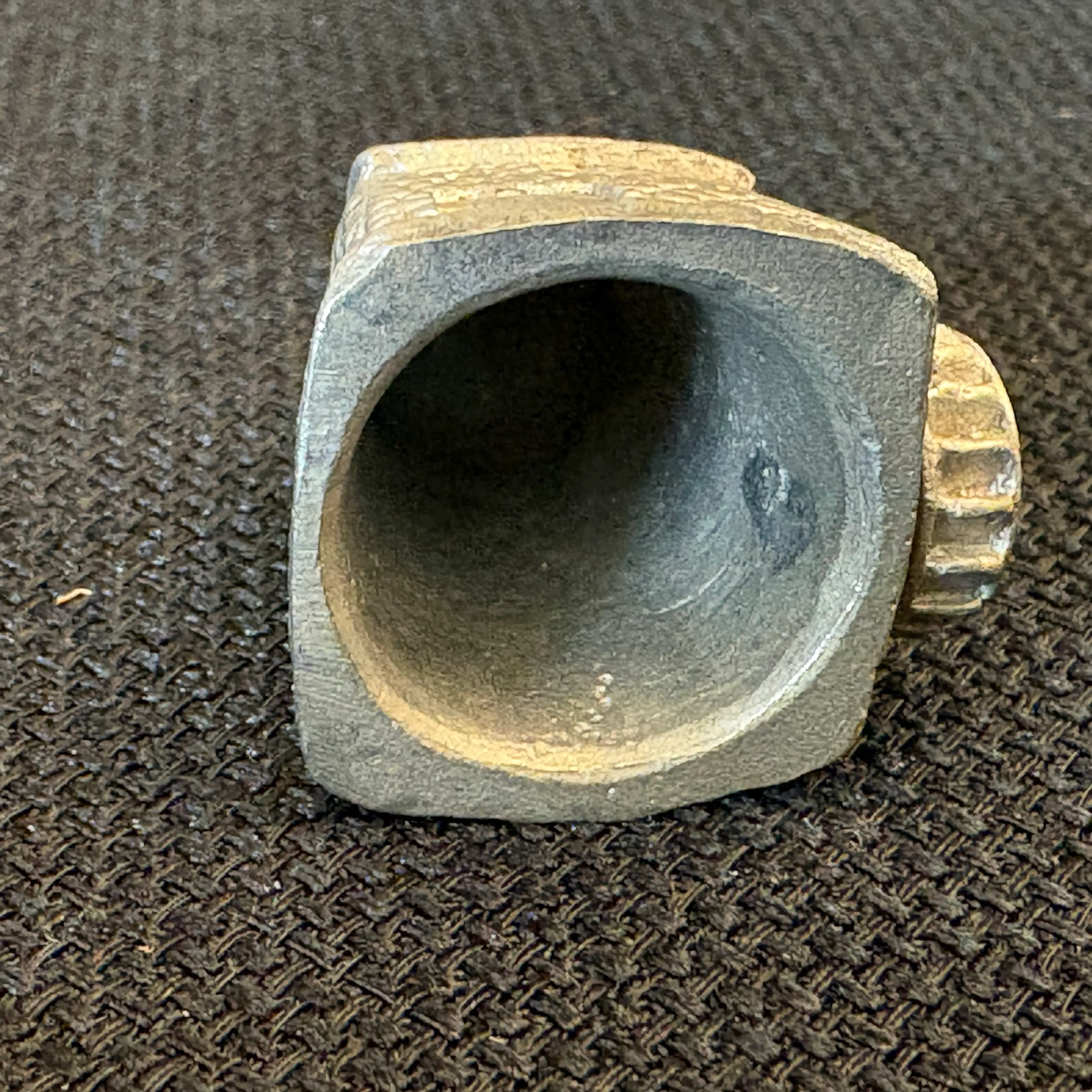 Image 4 of 4