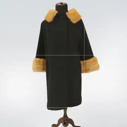 Vintage Jordan Marsh Florida 50’s / 60’s Wool Coat with Mink Fur trim