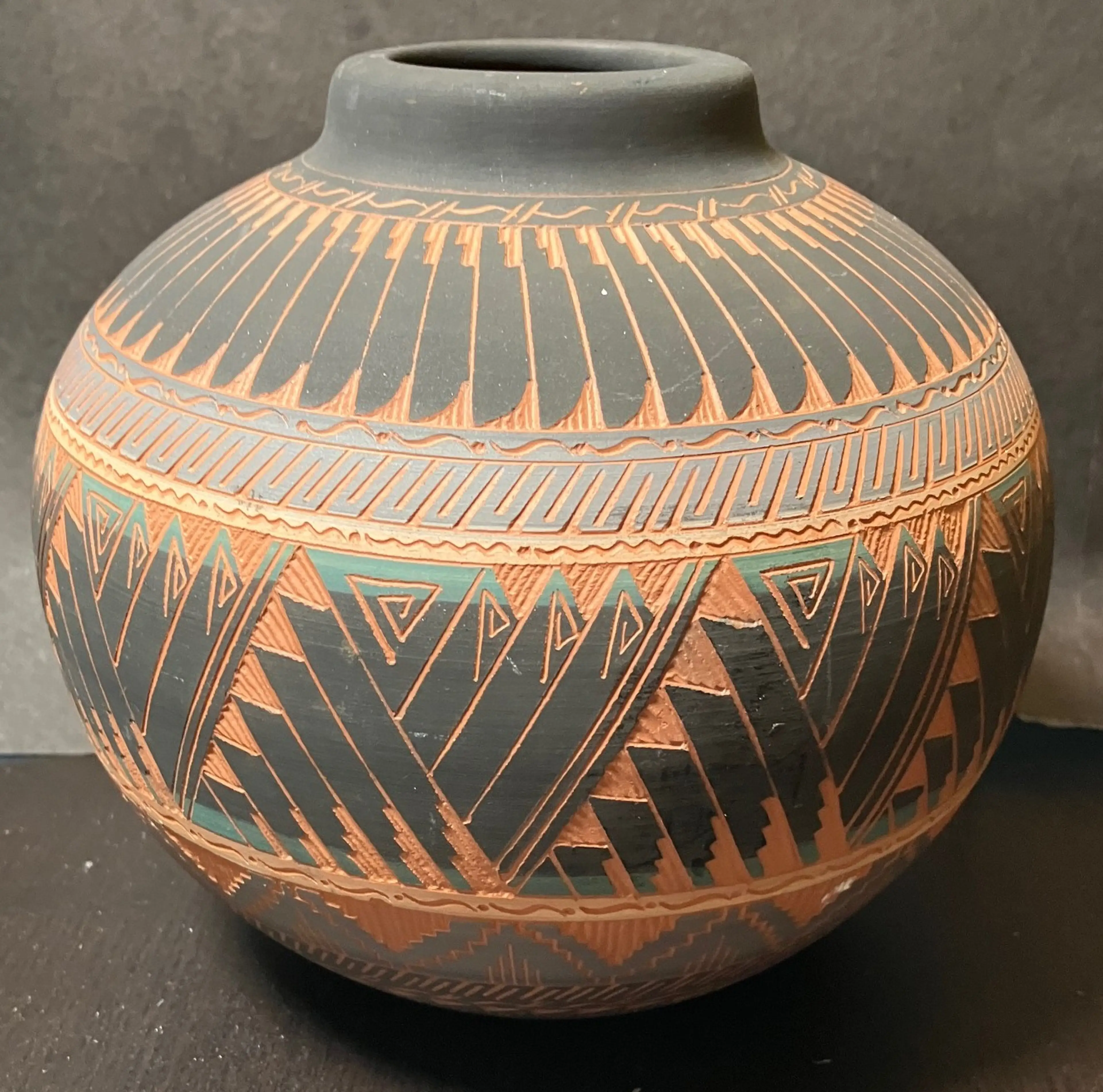 Image 4 of 7