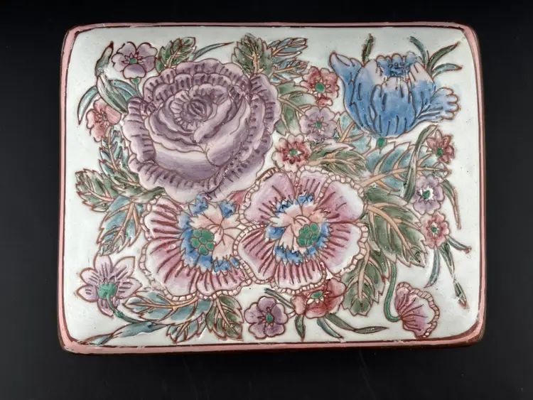 Vintage Chinese Macau Porcelain Embossed Floral Trinket Dresser Box