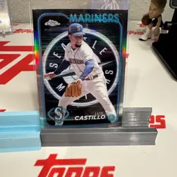 Luis Castillo Topps Chrome Light Board Logo Refractor