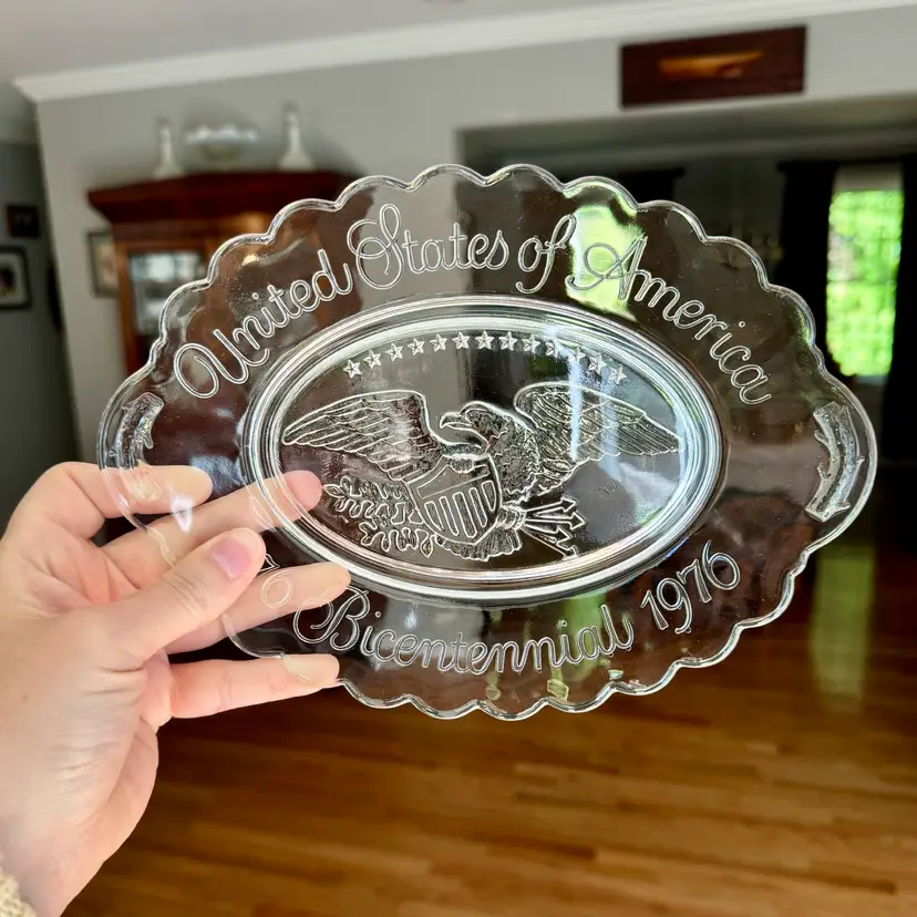 USA 1776 Bicentennial Clear Glass Plate