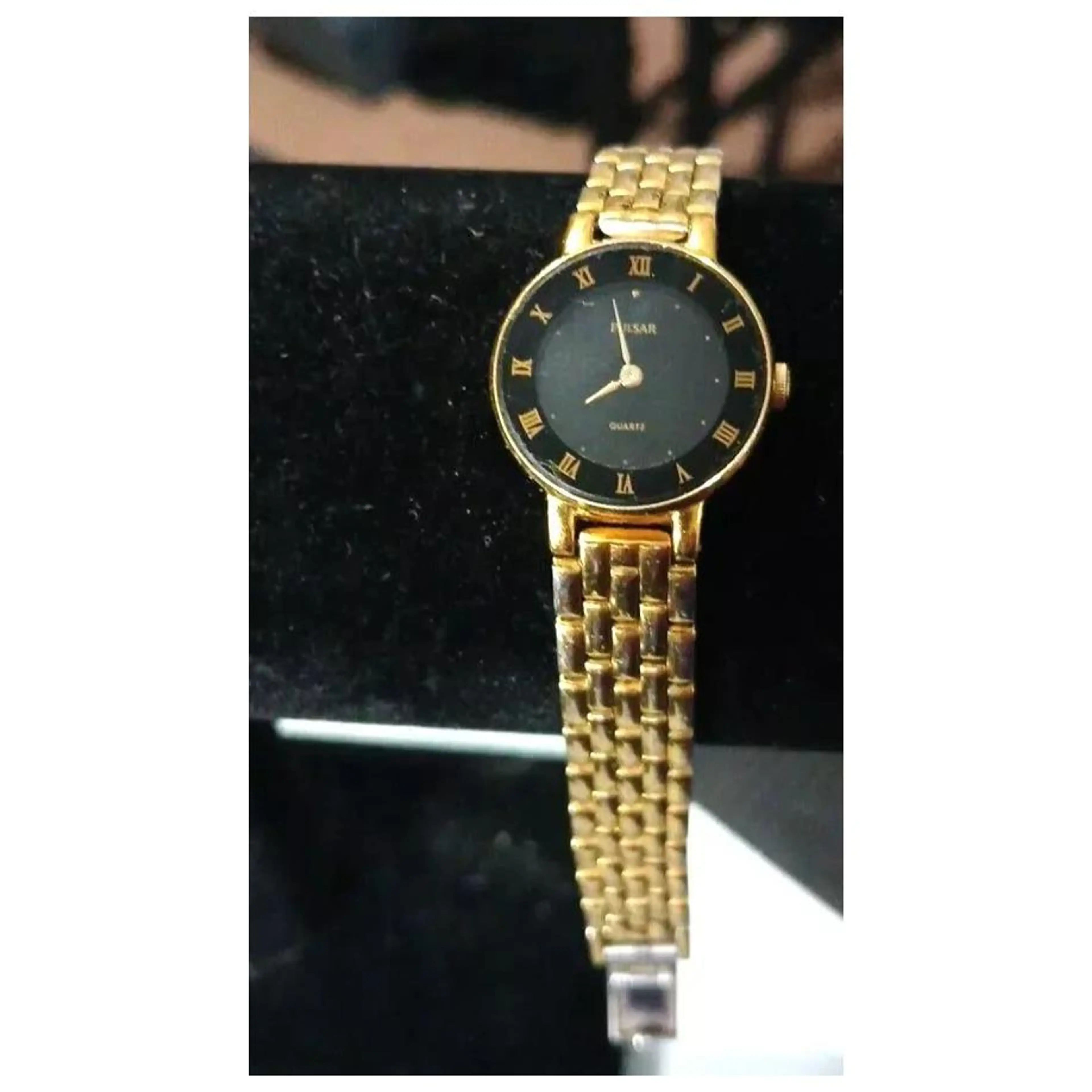 Seiko Pulsar Women's Watch Quartz Analog V400-0270 Gold Tone Bracelet Band