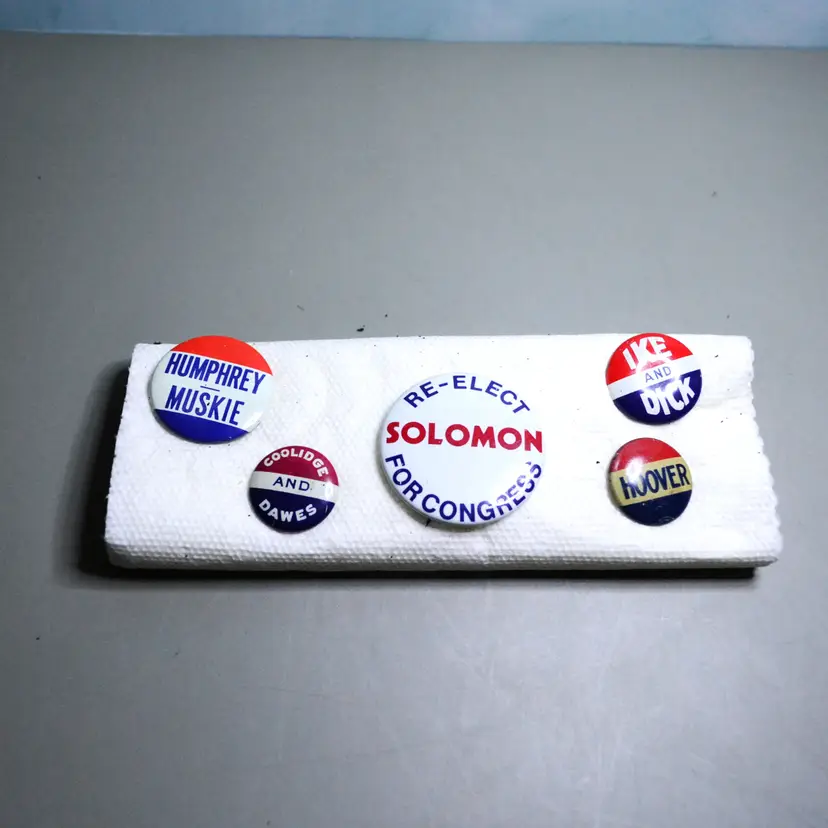Collection Of 5 Political Campaign Buttons Various Sizes Time Periods