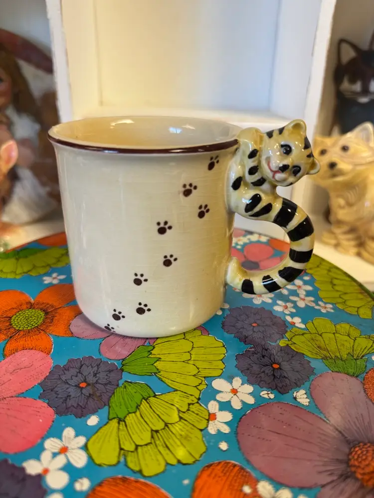 Made In Japan Cat Lemur Mug
