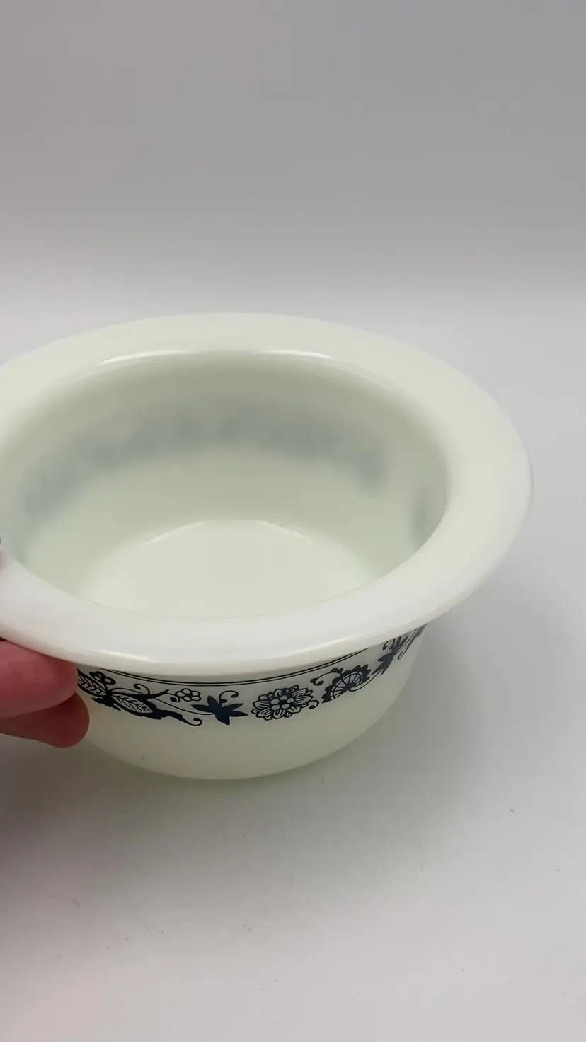 Vintage Pyrex Coning USA Old Town Blue Margarine Dish #75 No LID