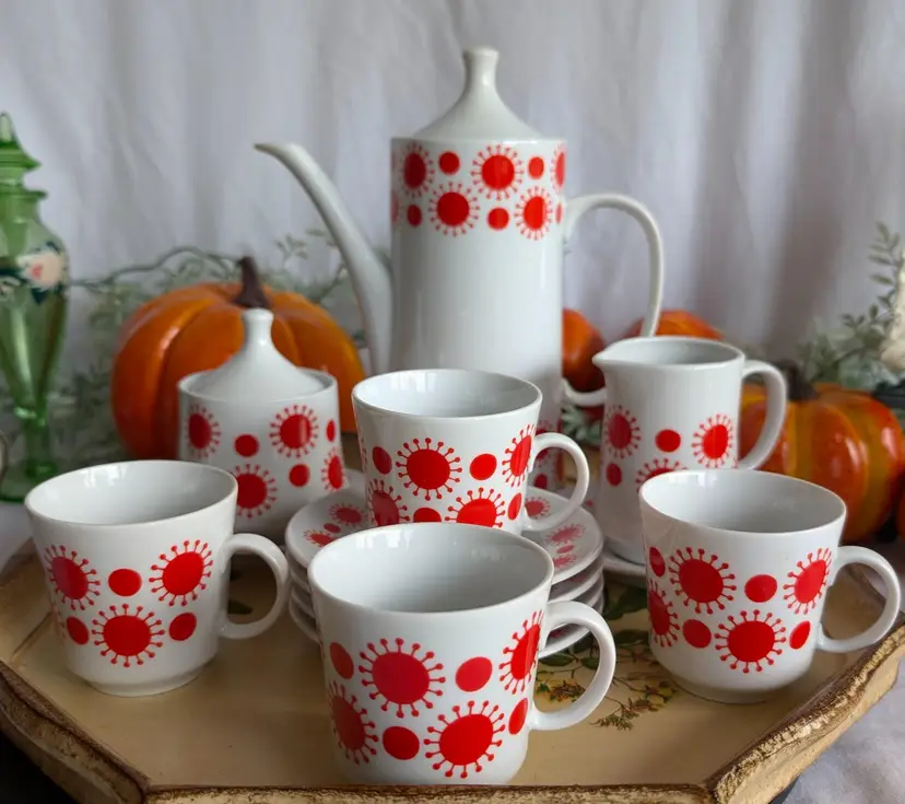 Alfoldi Porcelain Factory Hungary White with Red Starburst Retro Design Coffee Pot Set Creamer Lidded Sugar 4 Cups 6 Saucers