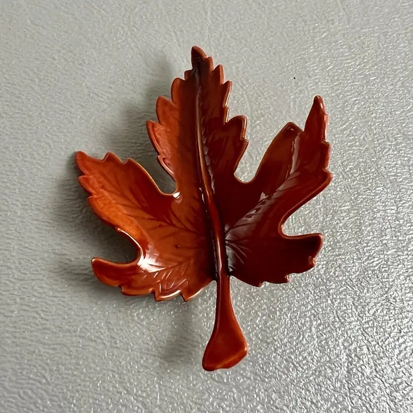 Fall Autumn Leaf Brooch Pin Orange Red 2.5" Gold Tone Maple Oak Leaves Jewelry