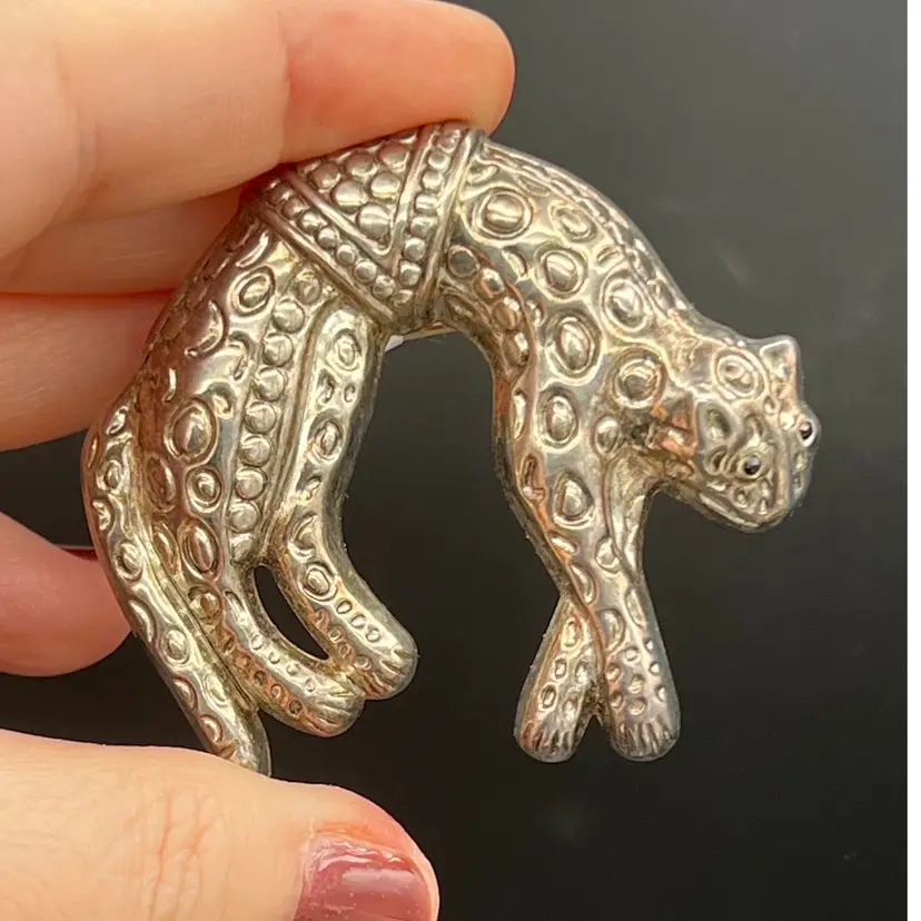 Vintage Leopard Brooch/Pendant