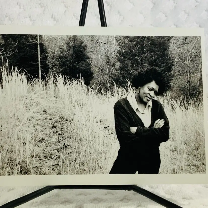 Vintage Postcard Black Writers
PHOTOGRAPHS BY JILL KREMENTZ
RITA DOUE, Charlottesville, Va., March 4, 1995
Rita Dove (b. 1952) has won numerous awards for her verse, including a Pulitzer Prize for Thomas and Beulah (1987), a story-poem about her grandparents. In 1993 she was appointed U.S. Poet Laureate, becoming the youngest poet and the first African American to receive this honor.