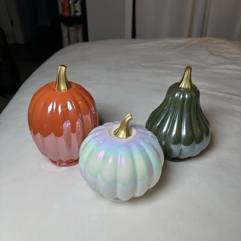 Set Of 3 2024 Target Bullseye Iridescent Glass Pumpkins White, Green & Orange