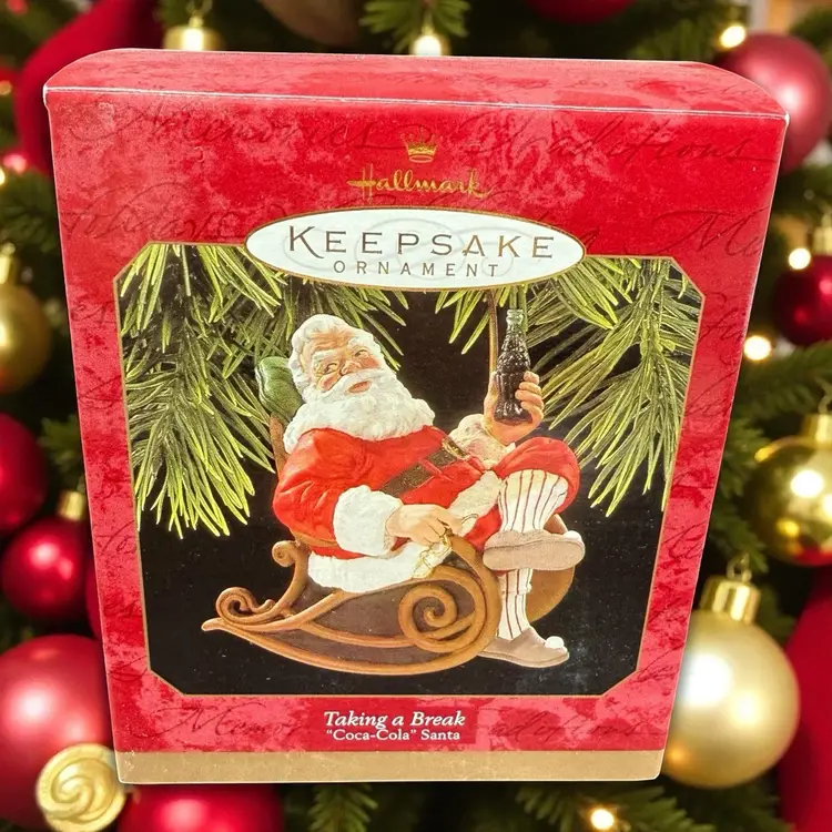 Hallmark Coca Cola Santa “Taking A Break”  Keepsake Ornament 1997 Christmas