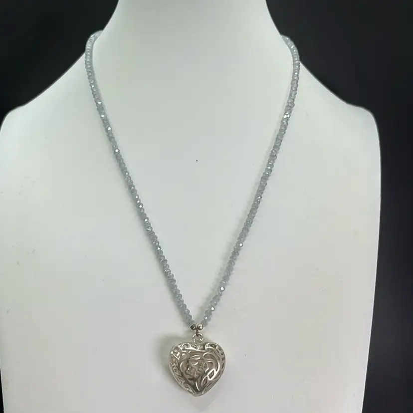 Beautiful Blue Gemstone Heart Necklace, Silvertone 18” Long Presidium Puts It In The Garnet Category