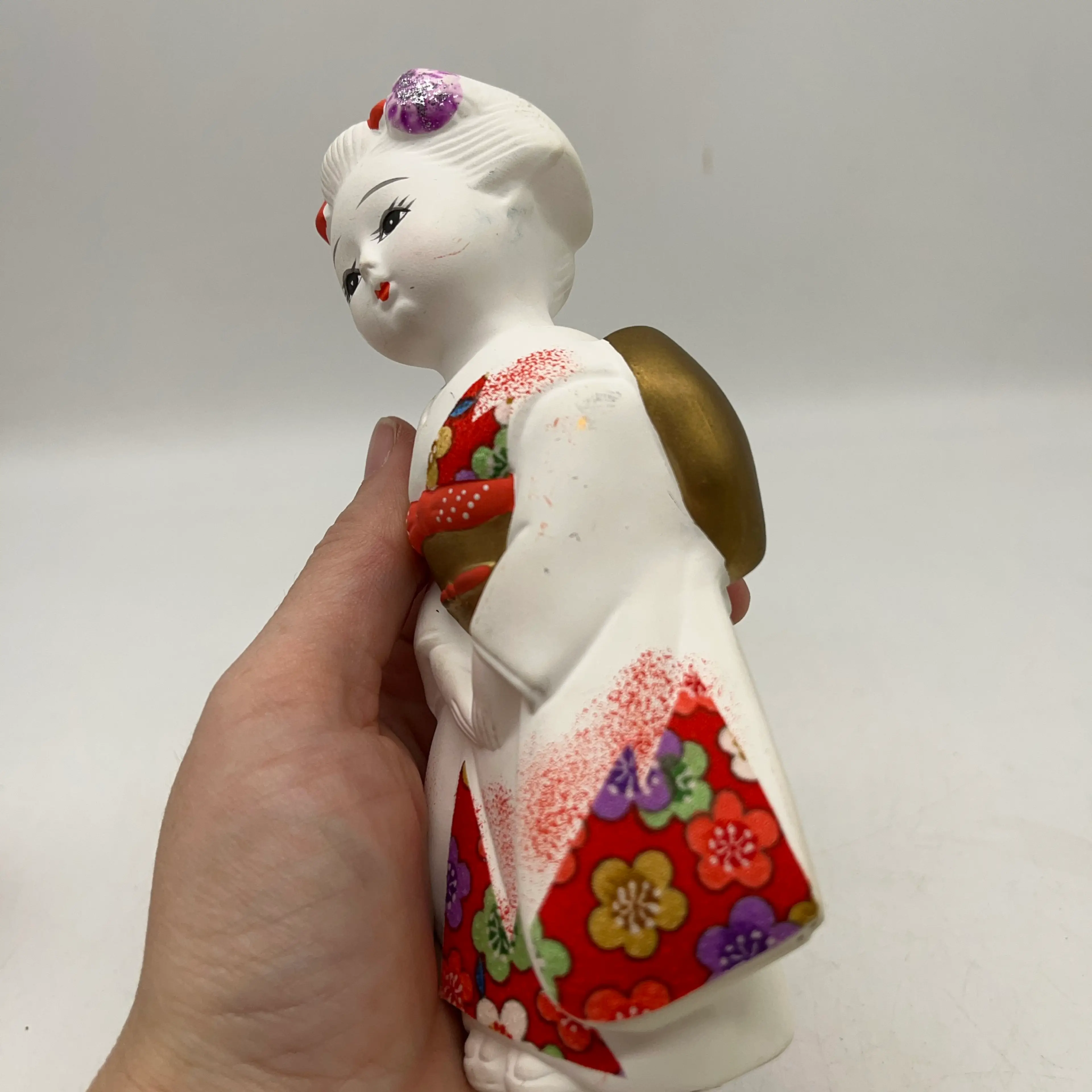 Image 2 of 6