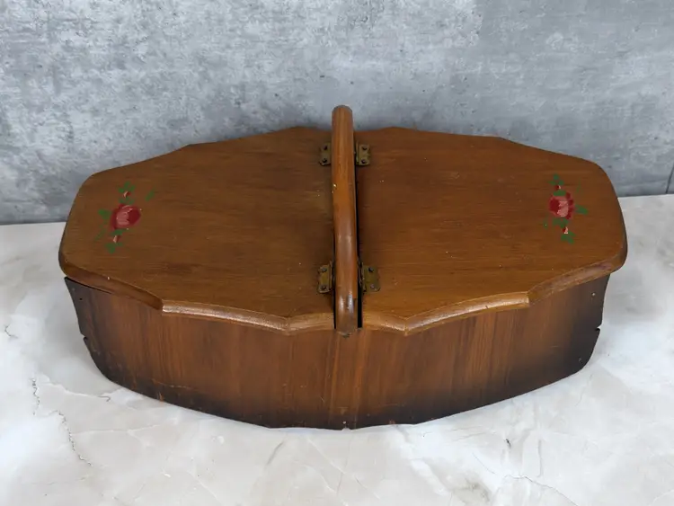 Wooden Sewing Box With Hand-Painted Roses – Vintage 1950s (0133-25)