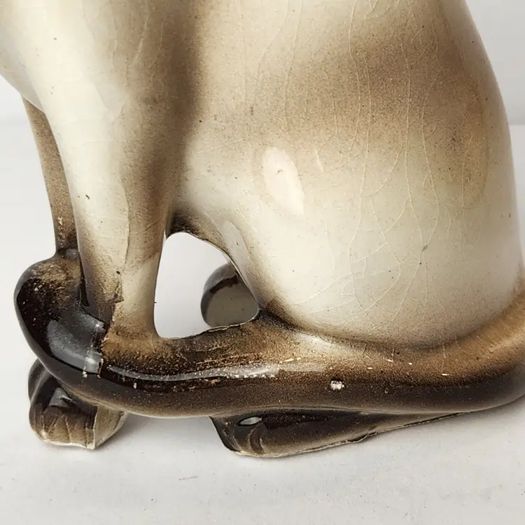 Vintage Ceramic Siamese Cat Sitting Glossy Made in Japan 5.5"