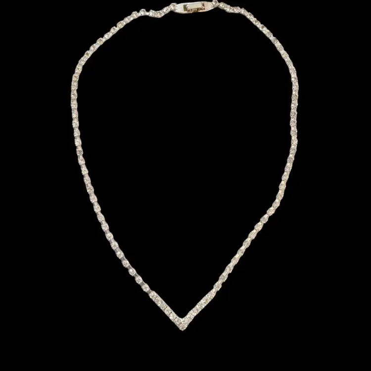 Vintage Rhinestone Fold Over Clasp Marked NY 18”