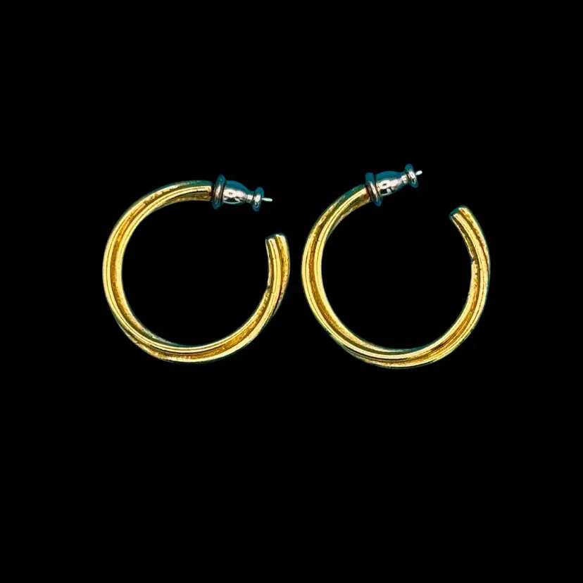 Vintage Monet Gold-Tone Open Hoop Earrings – Classic Design