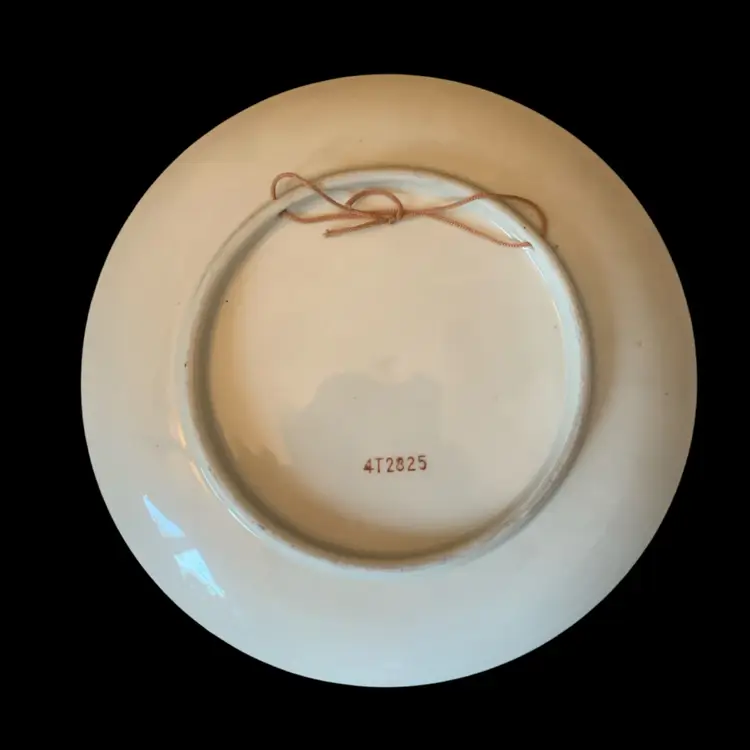 Red Breasted Grosbeak Bird Plate 6 3/4 X 3/4 Inches