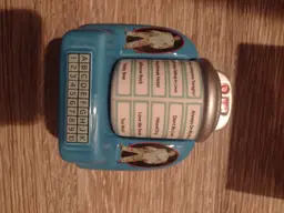 Elvis Presley Signature ceramic jukebox salt and pepper shakers new