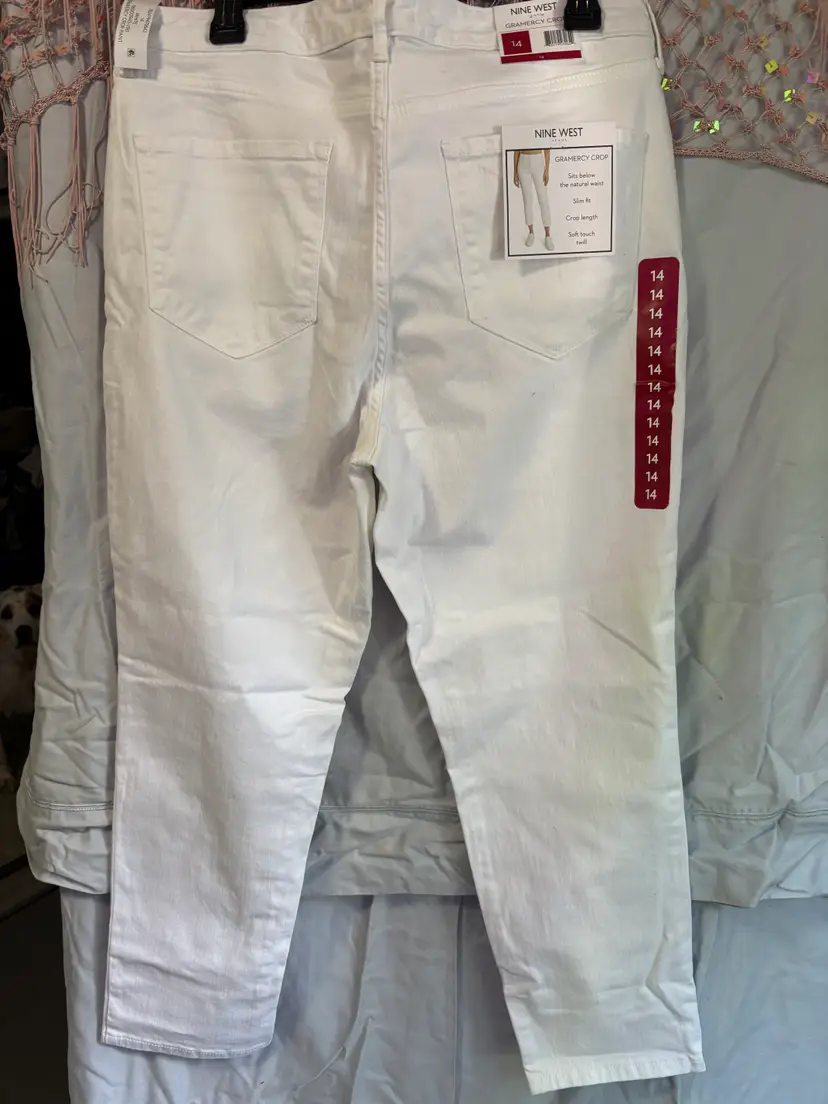Nine West NWT Sz 14 Ladies white denim jeans