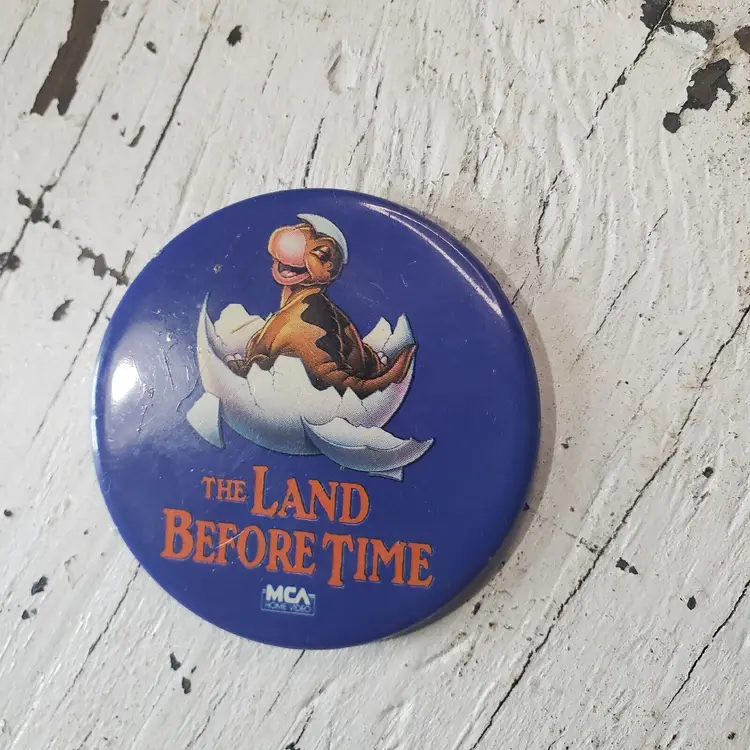 Vintage The Land Before Time Little Foot Pinback Button Pin 1988 Dinosaur Movie