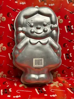 Vintage 1991 Wilton, Darling Dolly Doll Cake Pan