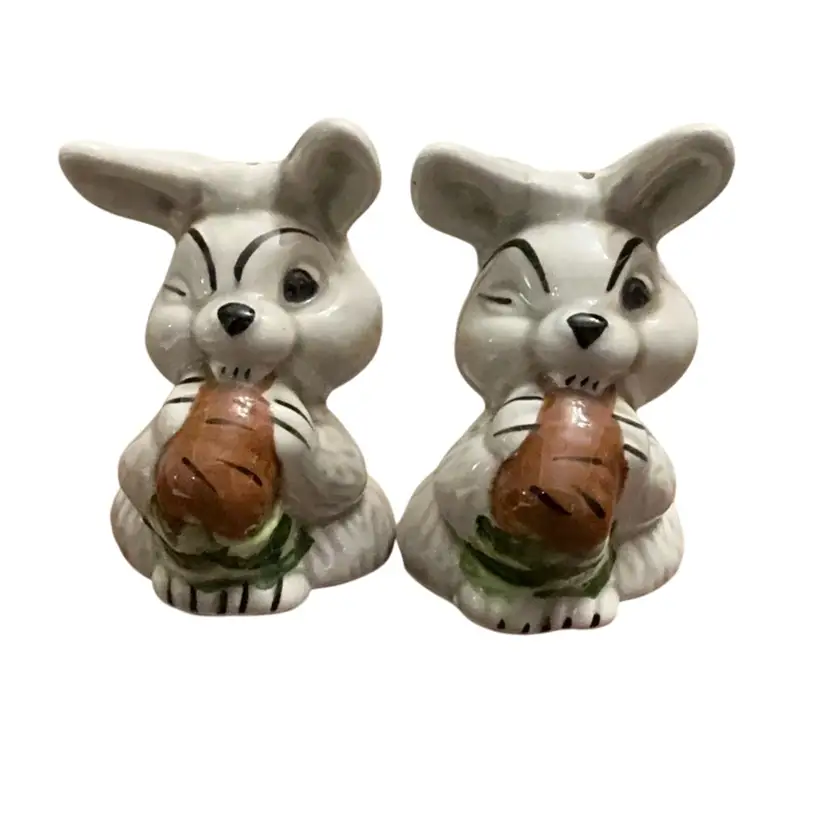 MCM Kitschy Ceramic Winking Bunny And Carrot Salt And Pepper Shakers 4β X 2 1/4β