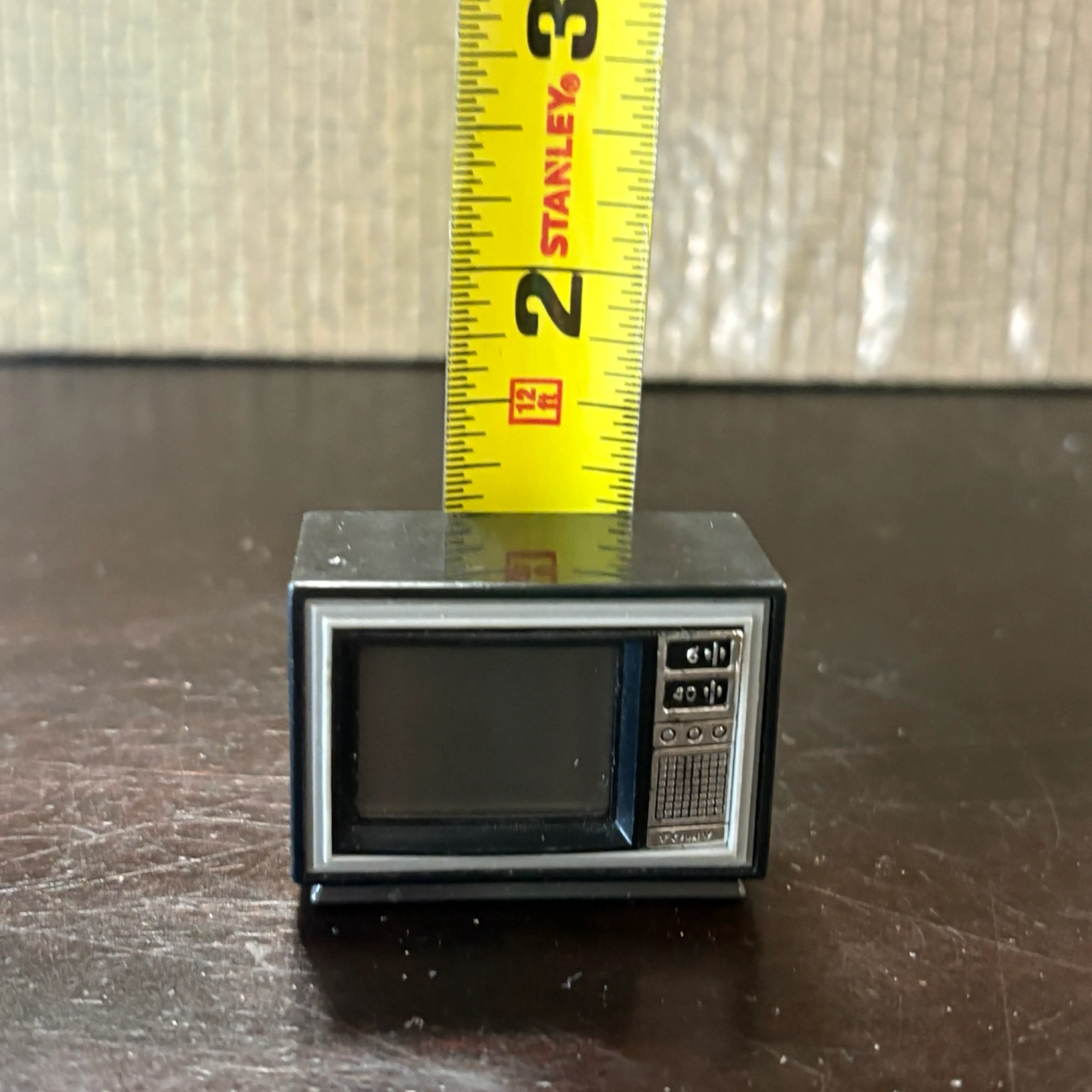 Image 2 of 4