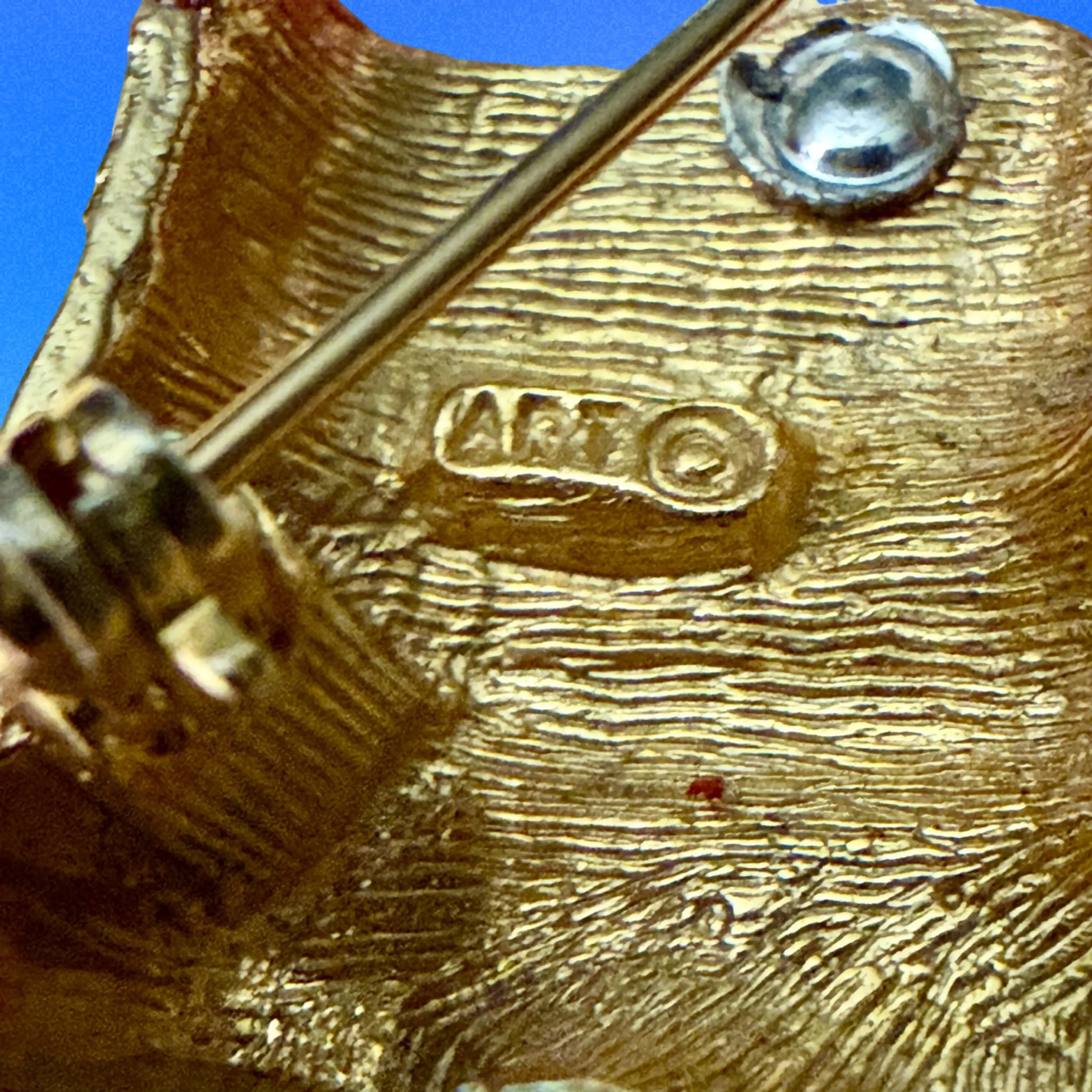 Image 4 of 4