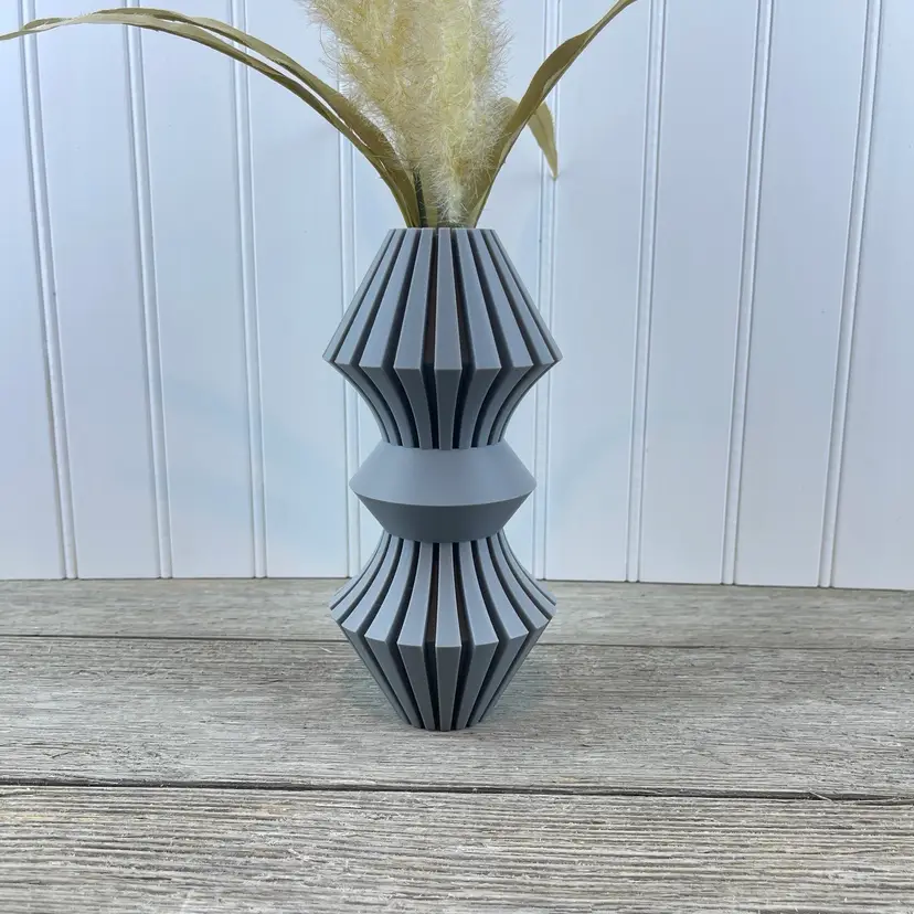 Modern Clean Line Vase, The Korin Vase, Flower Vase, Dried Flowers, Modern Design, Architectural, 7”