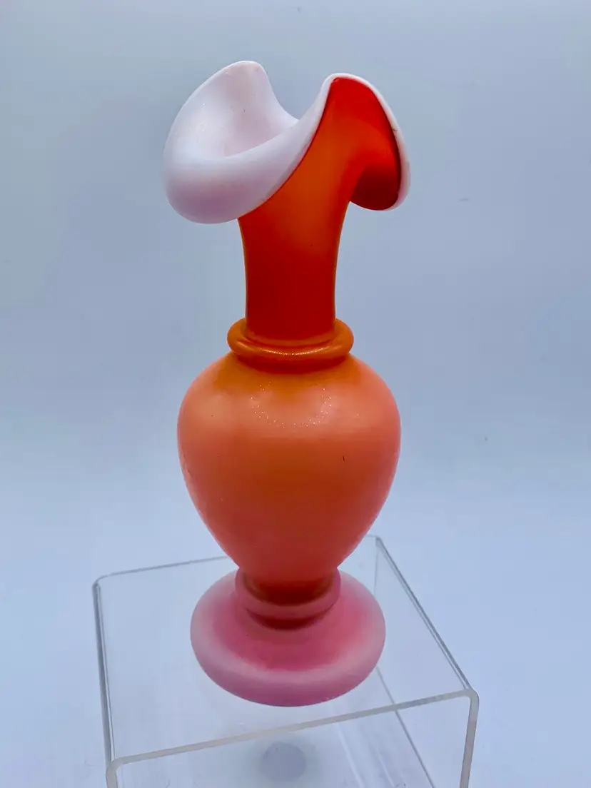 Vintage Hand Blown 6 1/2" Peach Blow Ruffled Satin Glass Vase.